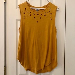 Cute mustard tank with embellished collar